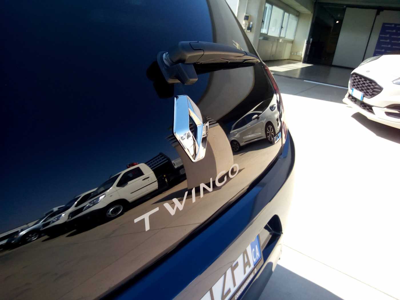 
										renault Twingo – Techno full									